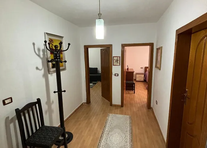 Aron'apartament In Center * Shkodër